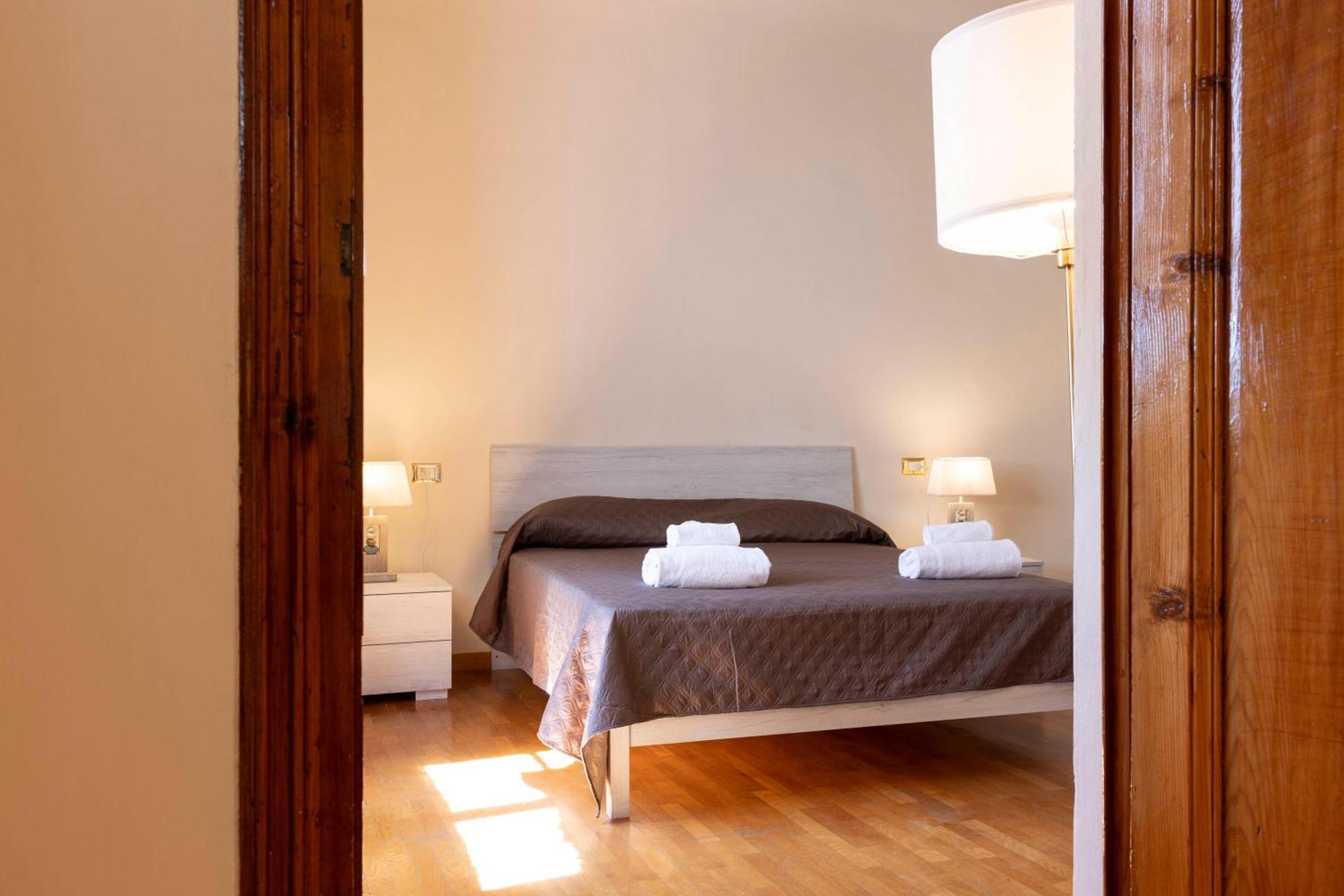 Santo Spirito Exclusive Apartment ฟลอเรนซ์ ภายนอก รูปภาพ