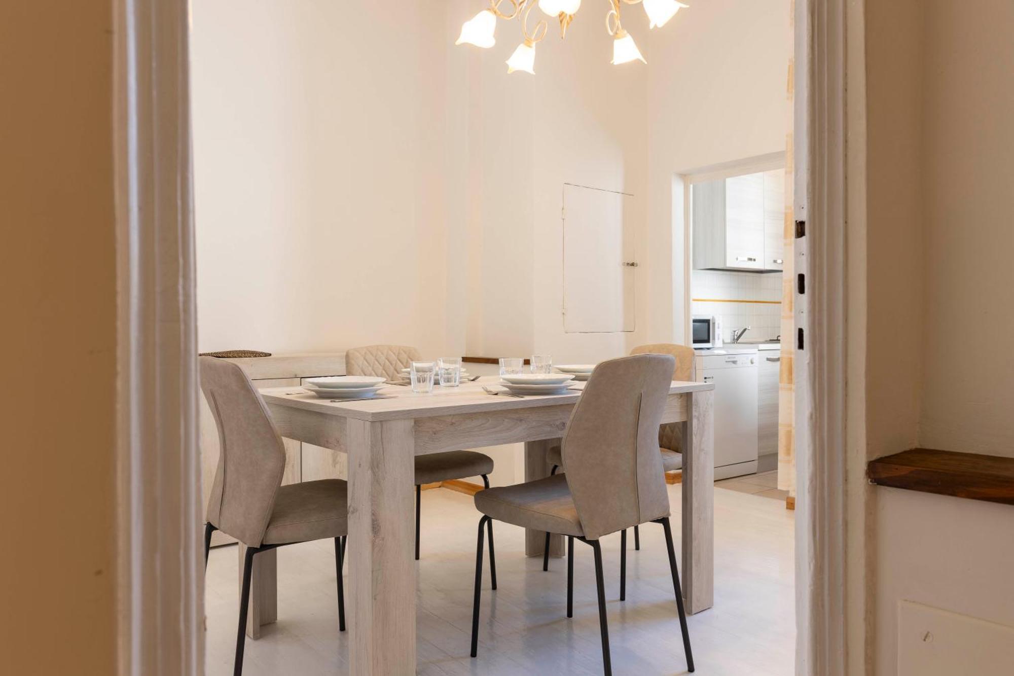 Santo Spirito Exclusive Apartment ฟลอเรนซ์ ภายนอก รูปภาพ